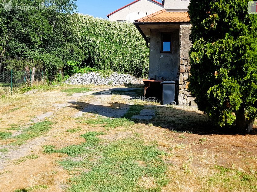 Prodej  rodinného domu 303 m^2 Plucárna, Hodonín 