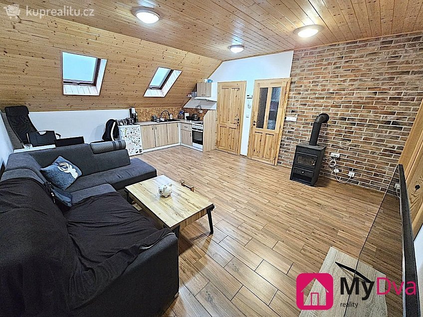 Pronájem bytu 3+kk 63 m^2 Poštovní, Znojmo 