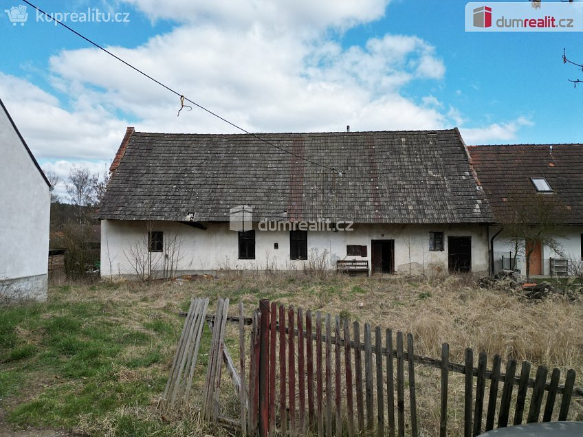 Prodej  rodinného domu 140 m^2 Bernartice, Bernartice 