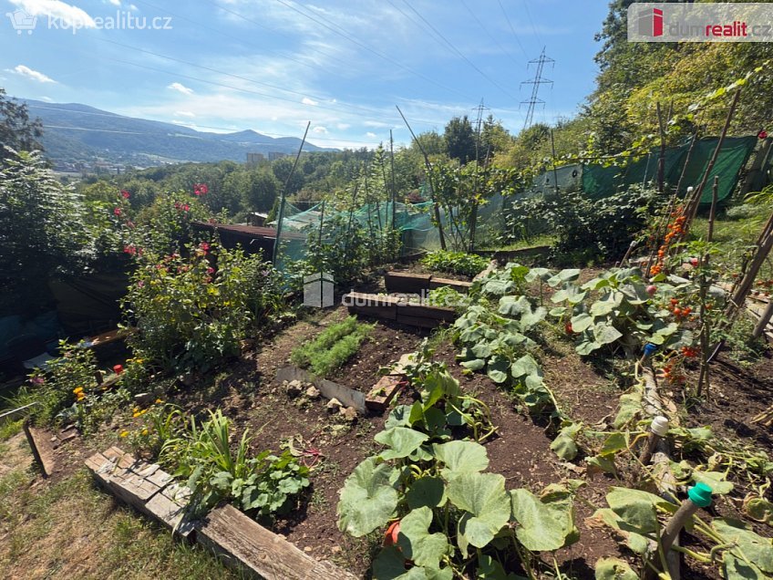 Pronájem  zahrady 693 m^2 Horní, Ústí nad Labem 