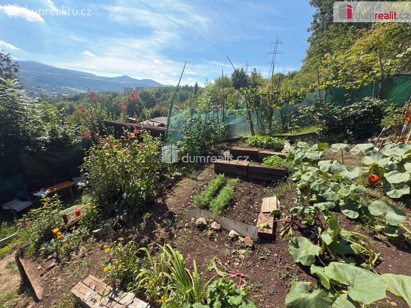 Pronájem  zahrady 693 m^2 Horní, Ústí nad Labem 