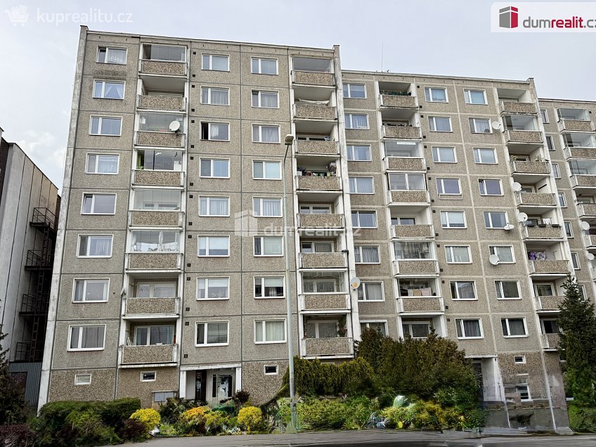Pronájem bytu 2+1 61 m^2 Mirotická, Praha 4 