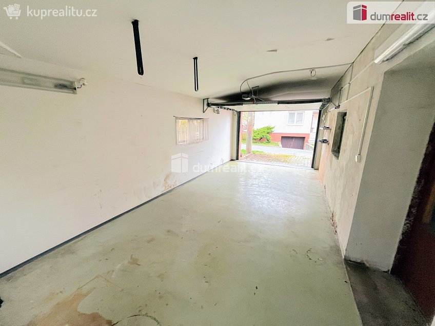 Pronájem  obchodních prostor 134 m^2 Jižní, Uherské Hradiště 