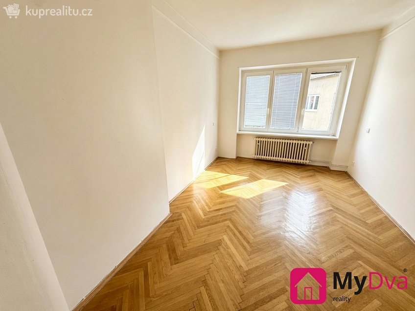 Pronájem bytu 3+1 110 m^2 Rooseveltova, Znojmo 