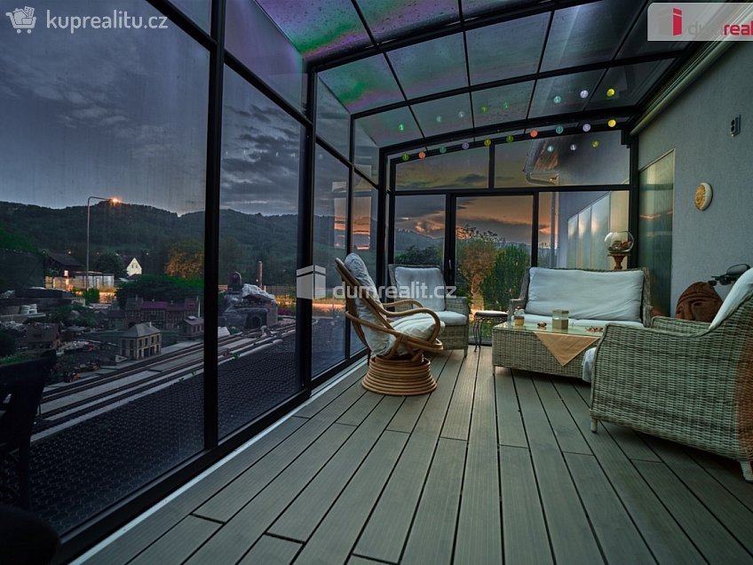 Prodej  vily 296 m^2 Vítězství, Děčín 