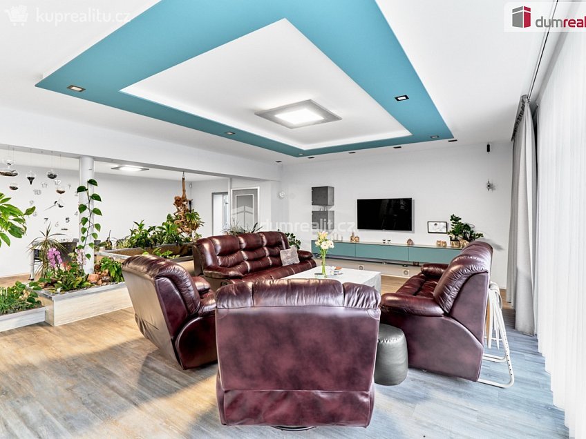 Prodej  vily 296 m^2 Vítězství, Děčín 