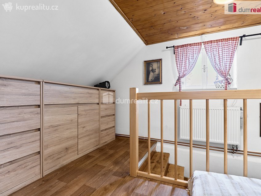 Prodej  rodinného domu 100 m^2 Frymburk, Frymburk 