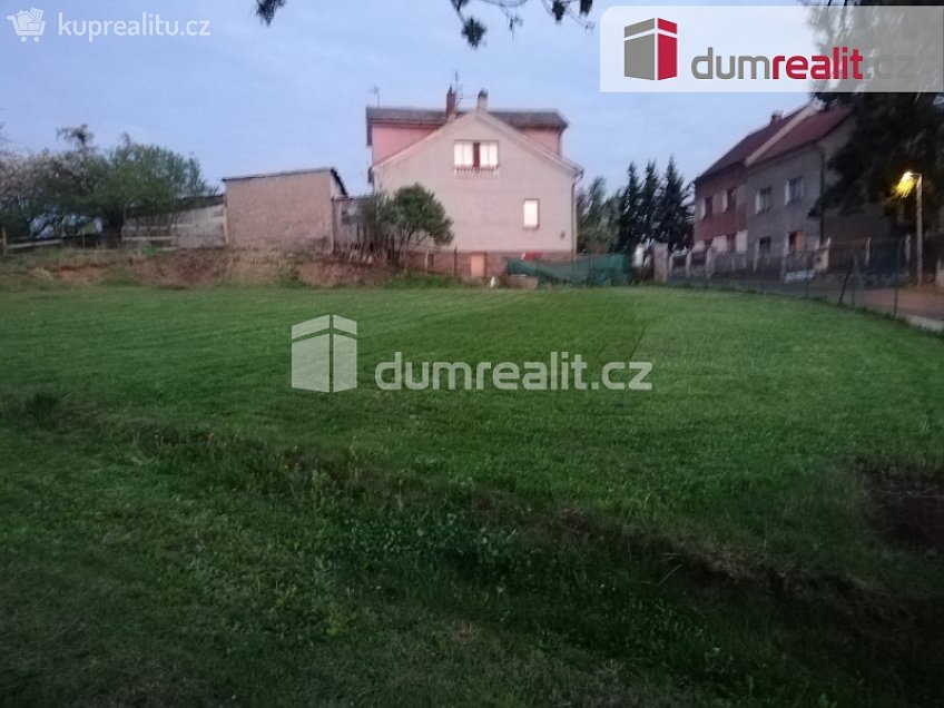 Pronájem  pozemku 1168 m^2 Modlany, Modlany 