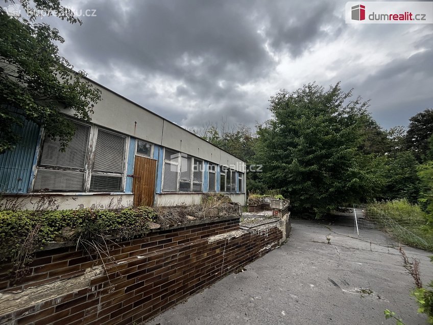 Pronájem  obchodních prostor 223 m^2 Řetenická, Újezdeček 