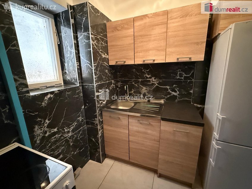 Pronájem bytu 1+kk 35 m^2 Nehrova, Mariánské Lázně 