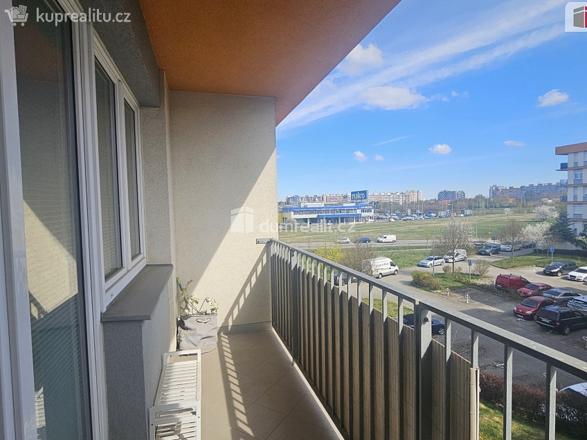 Prodej bytu 2+kk 55 m^2 Radouňova, Praha-Řeporyje 