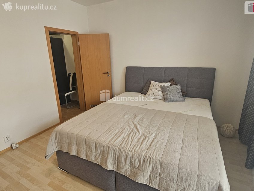 Prodej bytu 2+kk 55 m^2 Radouňova, Praha-Řeporyje 