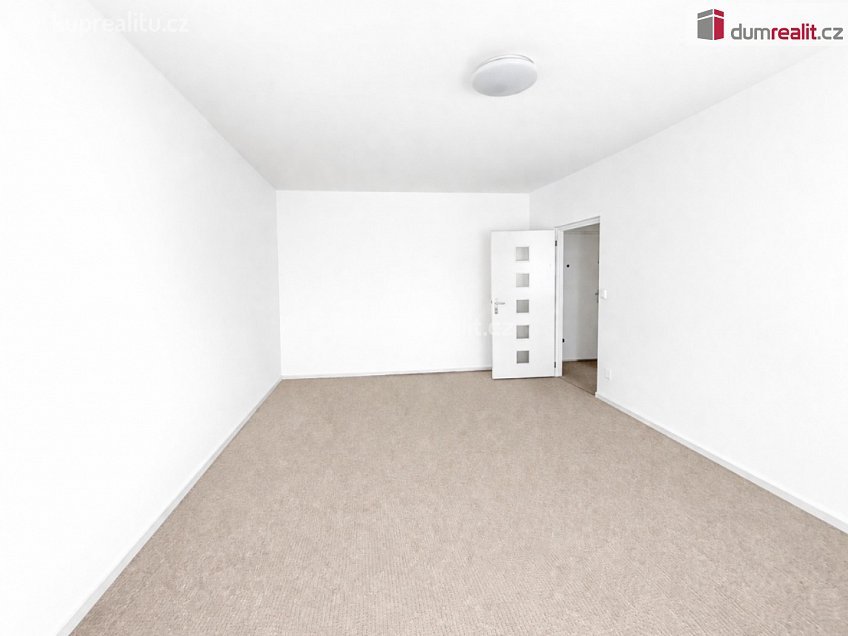 Pronájem bytu 2+1 60 m^2 Oblá, Ústí nad Labem 