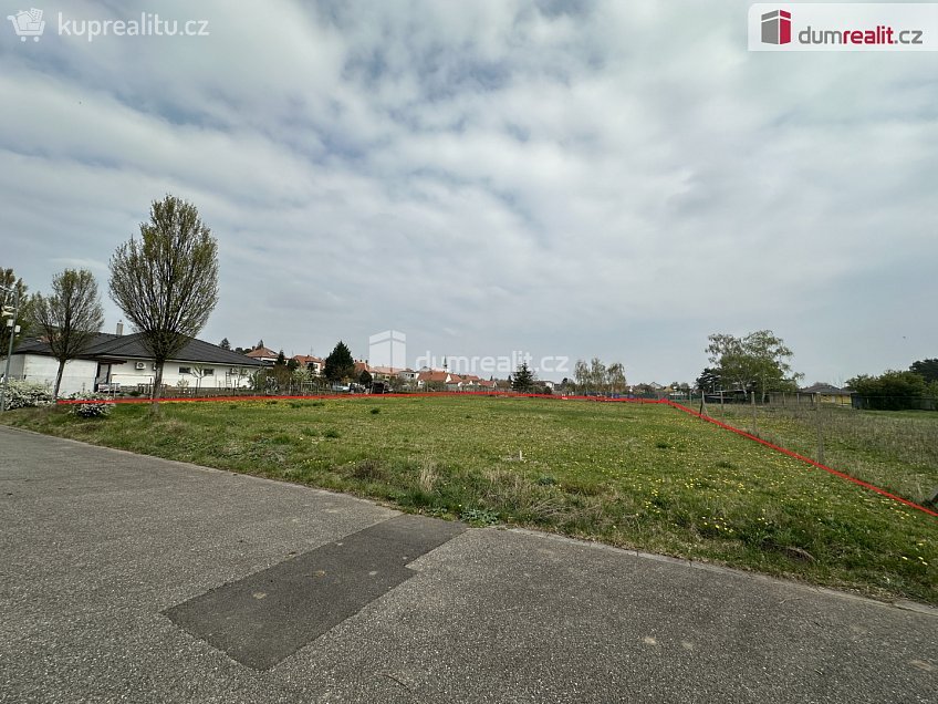 Prodej  stavebního pozemku 1269 m^2 Dlouhá, Přítluky 