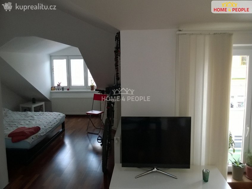 Pronájem bytu 2+kk 50 m^2 Churého, Brno 