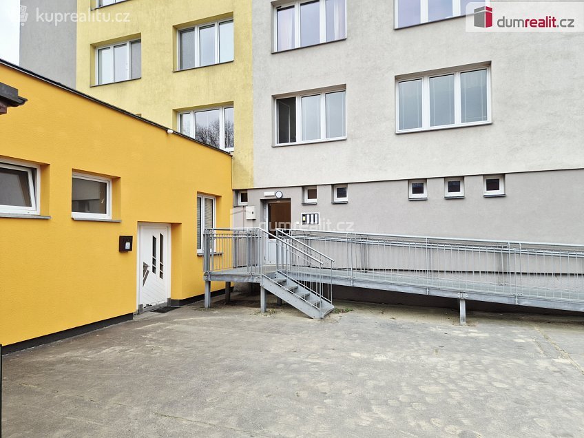 Pronájem bytu 3+1 64 m^2 Na Vyhlídce, Kaplice 