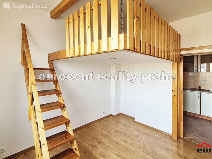 Pronájem bytu 2+1 45 m^2 Novgorodská 936, Praha 10 10100