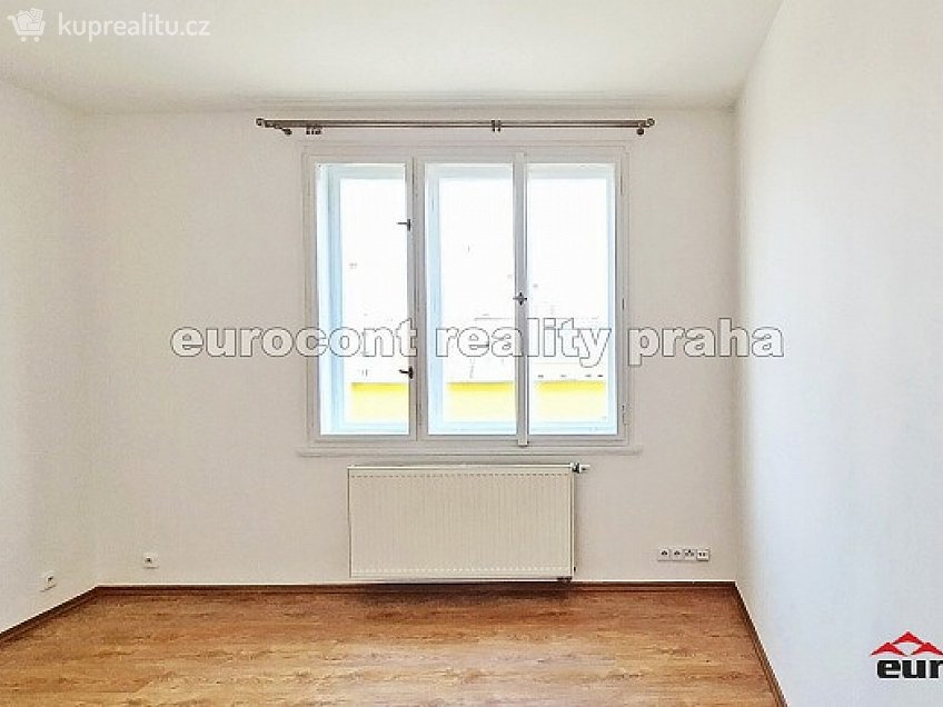 Pronájem bytu 2+1 45 m^2 Novgorodská 936, Praha 10 10100