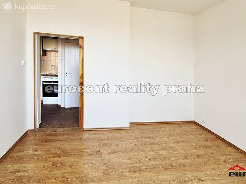 Pronájem bytu 2+1 45 m^2 Novgorodská 936, Praha 10 10100