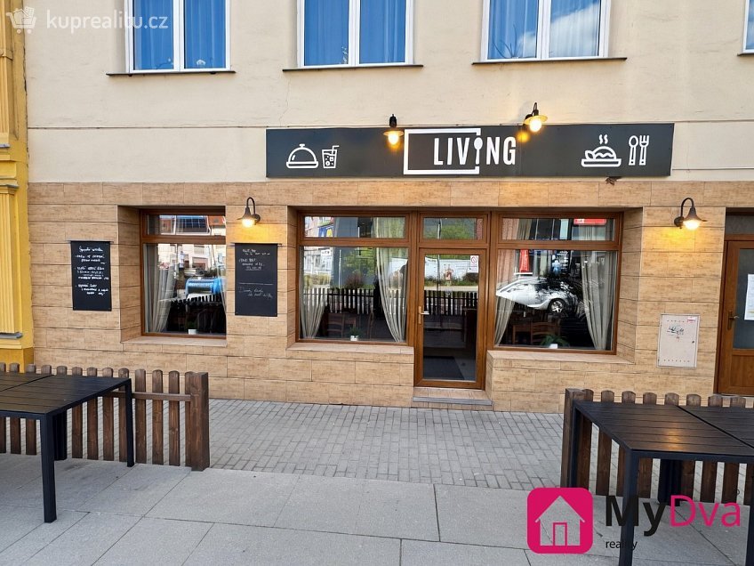 Pronájem  restauračního zařízení 110 m^2 Pražská, Znojmo 