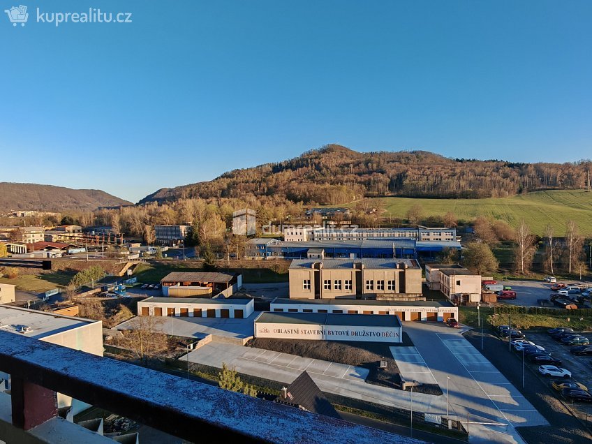 Pronájem bytu 1+kk 28 m^2 Žerotínova, Děčín 