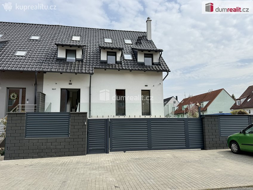 Pronájem  rodinného domu 99 m^2 Dvořákova, Velké Přílepy 