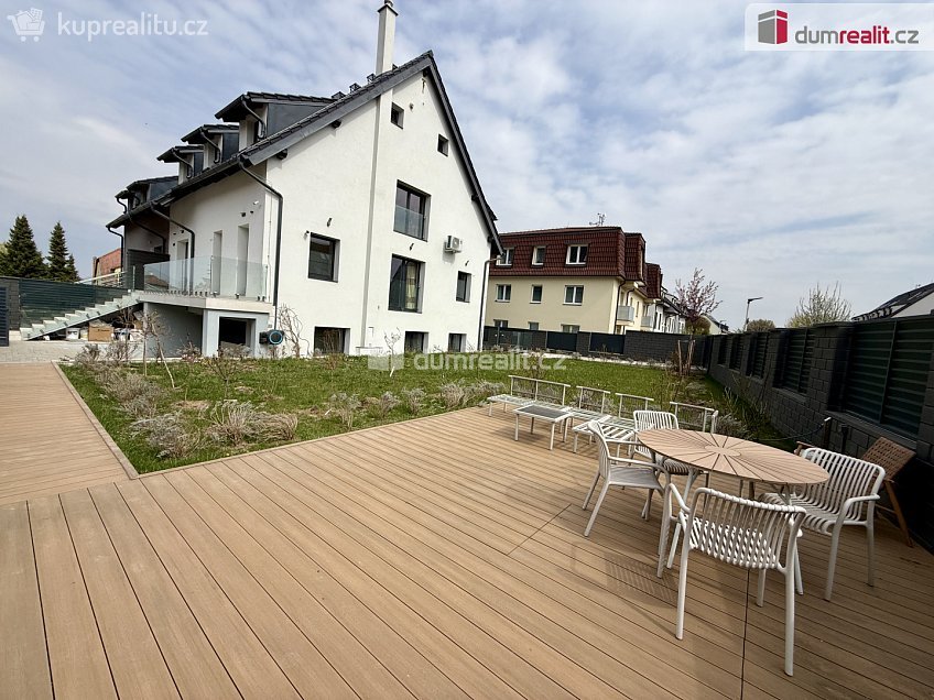 Pronájem  rodinného domu 99 m^2 Dvořákova, Velké Přílepy 