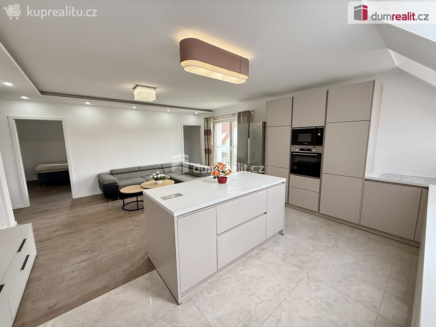 Pronájem  rodinného domu 85 m^2 Dvořákova, Velké Přílepy 