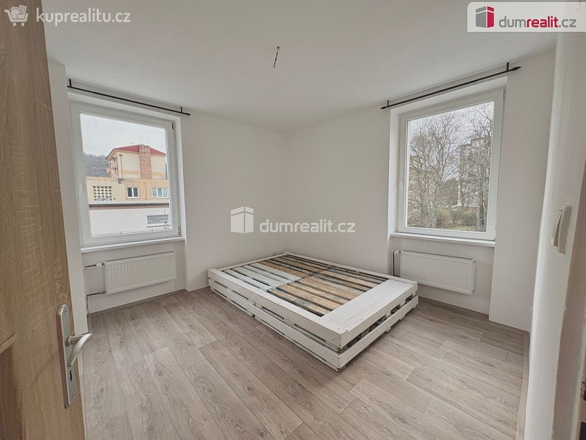 Pronájem bytu 1+1 36 m^2 Kosmonautů, Ústí nad Labem 