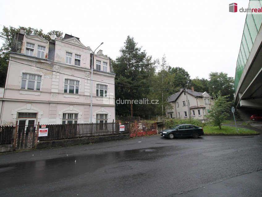 Prodej  rodinného domu 420 m^2 Bohatická, Dalovice 