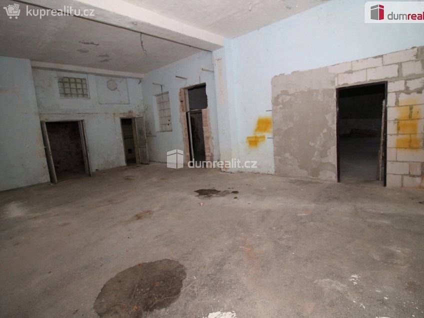 Prodej  rodinného domu 420 m^2 Bohatická, Dalovice 