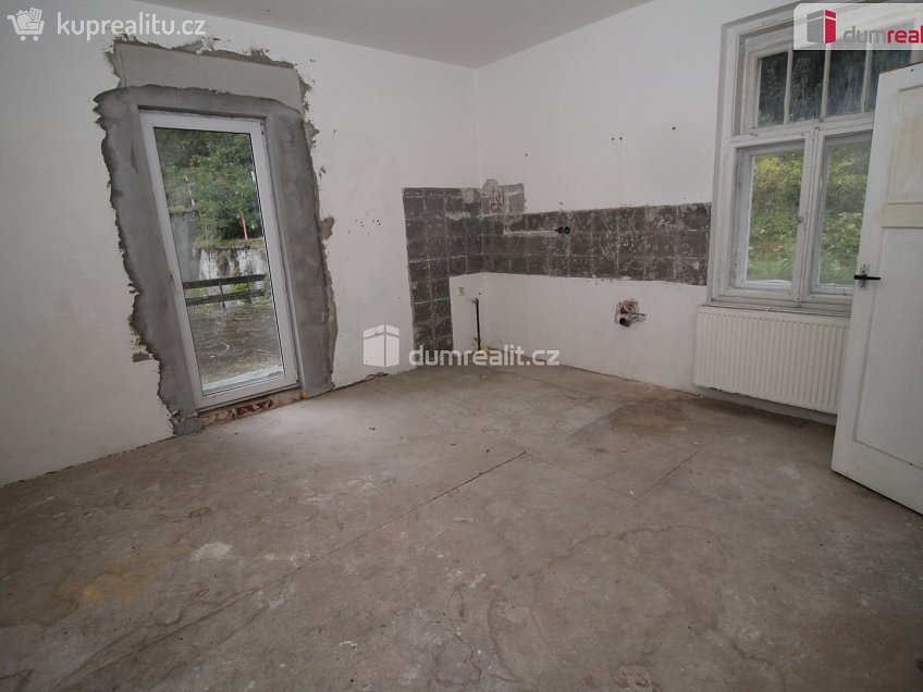 Prodej  rodinného domu 420 m^2 Bohatická, Dalovice 