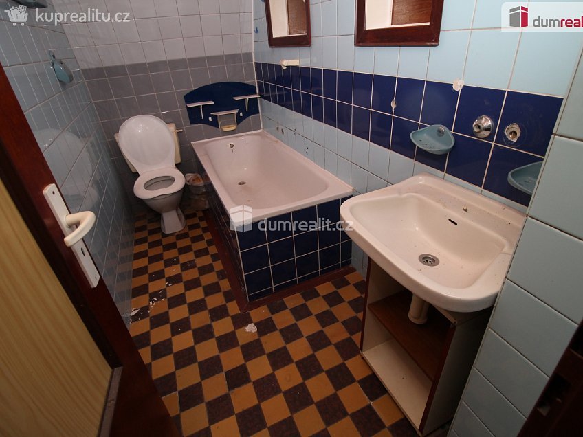 Prodej  činžovního domu 420 m^2 Bohatická, Dalovice 