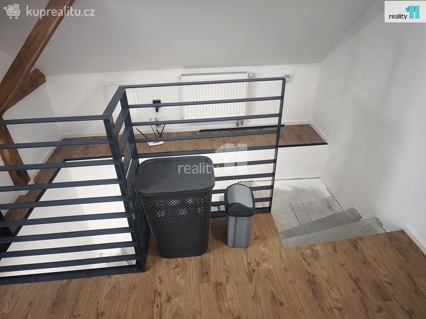 Prodej  rodinného domu 577 m^2 Lipová, Stěžery 