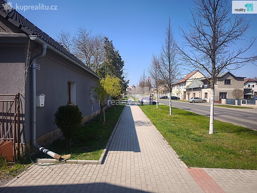 Prodej  rodinného domu 577 m^2 Lipová, Stěžery 