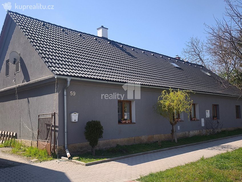 Prodej  rodinného domu 577 m^2 Lipová, Stěžery 