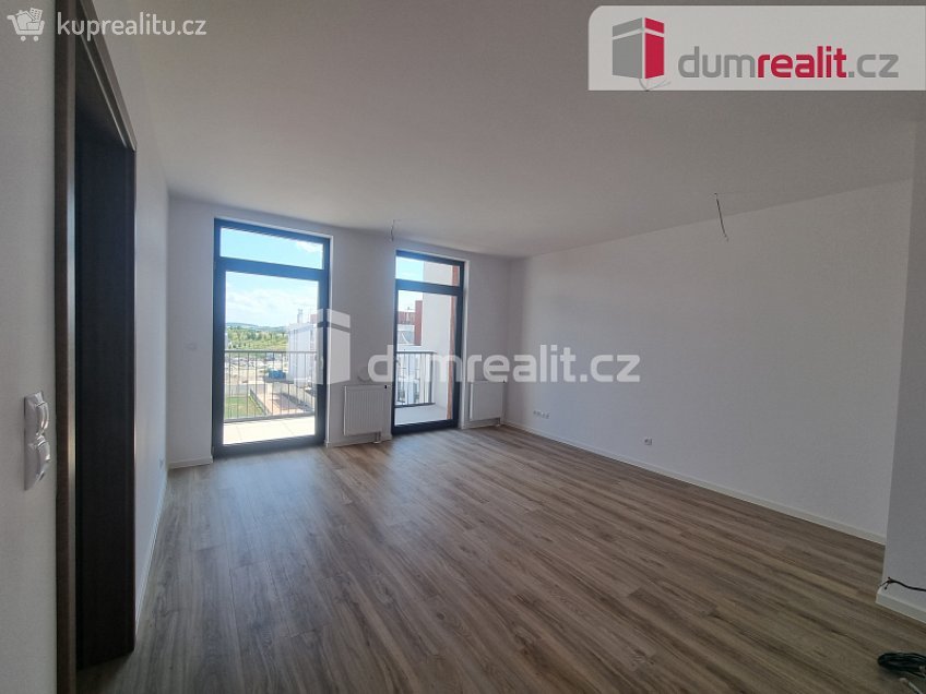 Pronájem bytu 3+kk 64 m^2 Zásmucká, Kolín 