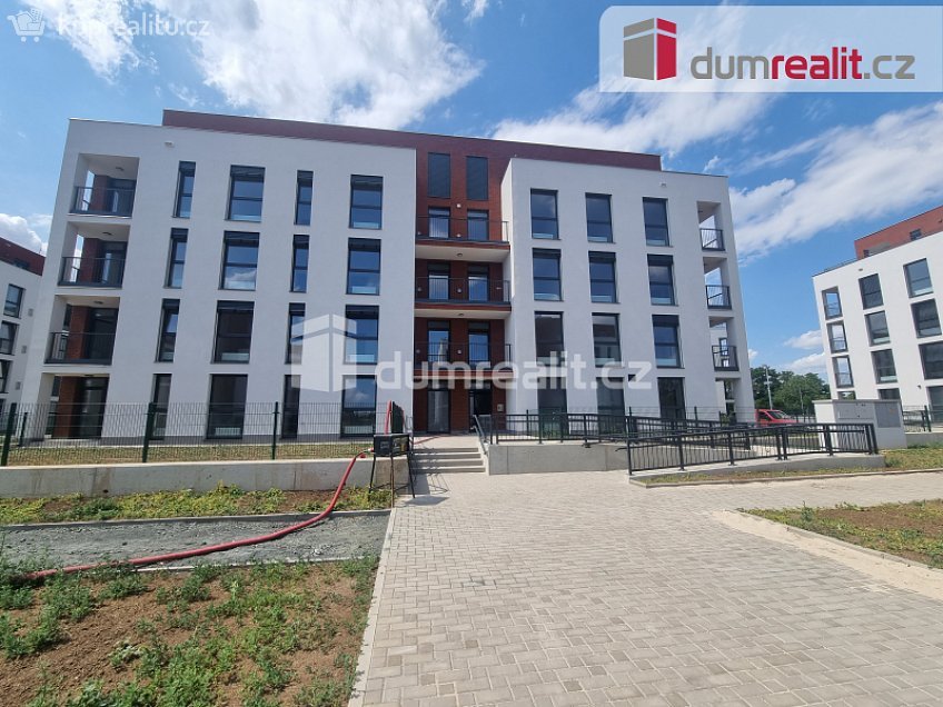 Pronájem bytu 3+kk 64 m^2 Zásmucká, Kolín 