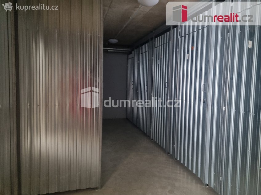 Pronájem bytu 3+kk 64 m^2 Zásmucká, Kolín 