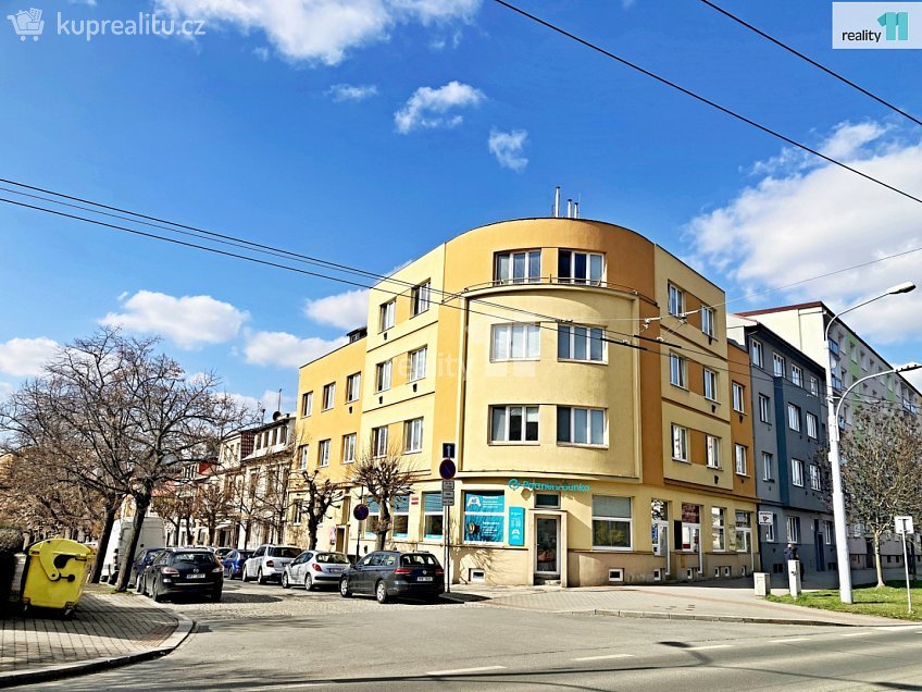 Prodej  činžovního domu 1343 m^2 Habrmannovo náměstí, Plzeň 