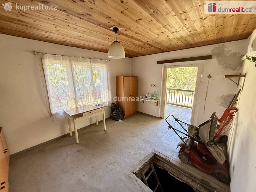 Prodej  zahrady 583 m^2 V Cihelnách, Veltrusy 