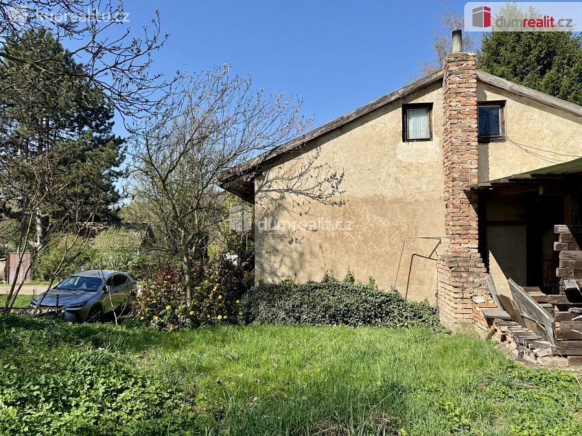 Prodej  zahrady 583 m^2 V Cihelnách, Veltrusy 