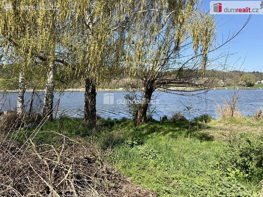 Prodej  zahrady 583 m^2 V Cihelnách, Veltrusy 