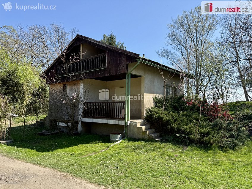 Prodej  zahrady 583 m^2 V Cihelnách, Veltrusy 