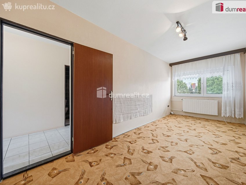 Prodej  rodinného domu 280 m^2 Čs. armády, Břeclav 