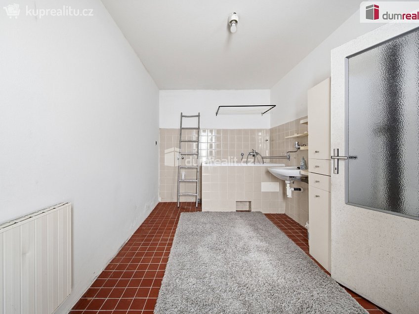 Prodej  rodinného domu 280 m^2 Čs. armády, Břeclav 