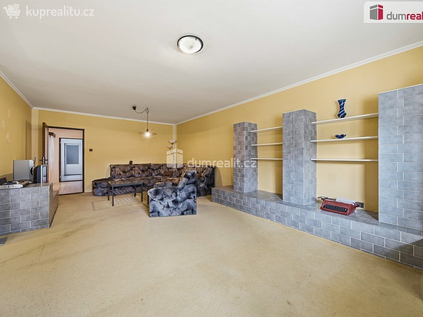 Prodej  rodinného domu 280 m^2 Čs. armády, Břeclav 