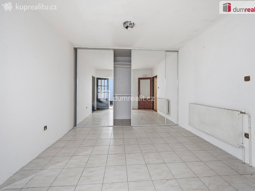 Prodej  rodinného domu 280 m^2 Čs. armády, Břeclav 