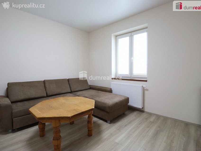 Pronájem bytu 2+1 50 m^2 Májová, Dalovice 