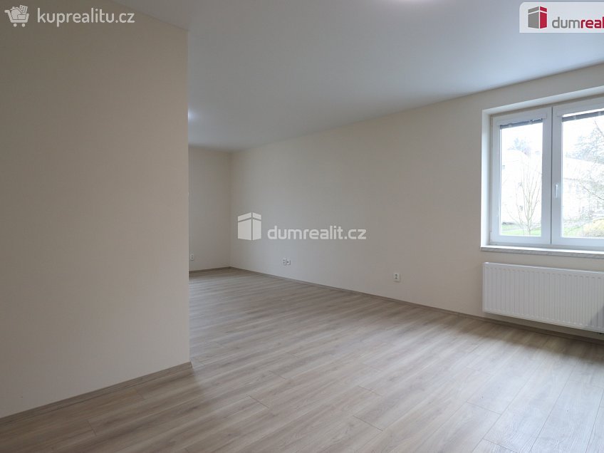 Pronájem bytu 2+kk 51 m^2 Májová, Dalovice 